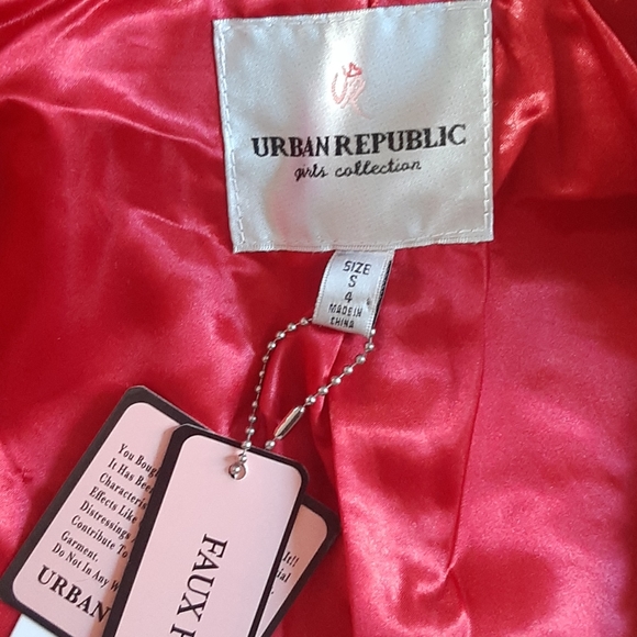 New Girls' Faux Fur Leopard Hooded Zip-Up Coat. - Picture 10 of 12